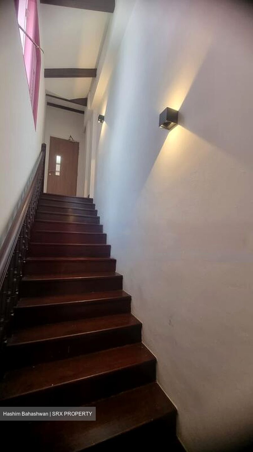 Jalan Sultan (D7), Office #456939101